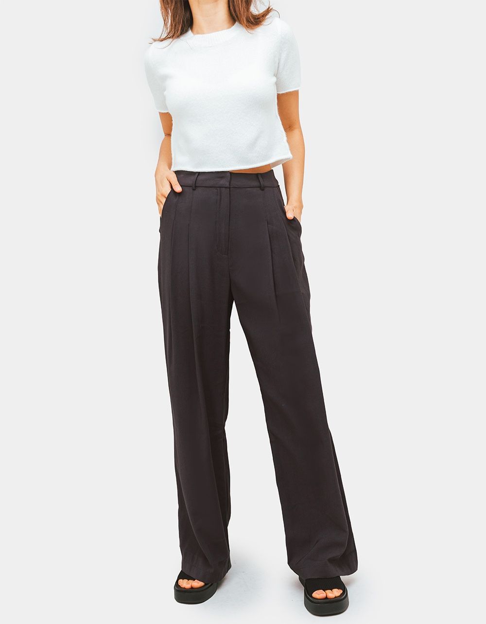 Winnie Pleated Pants_2