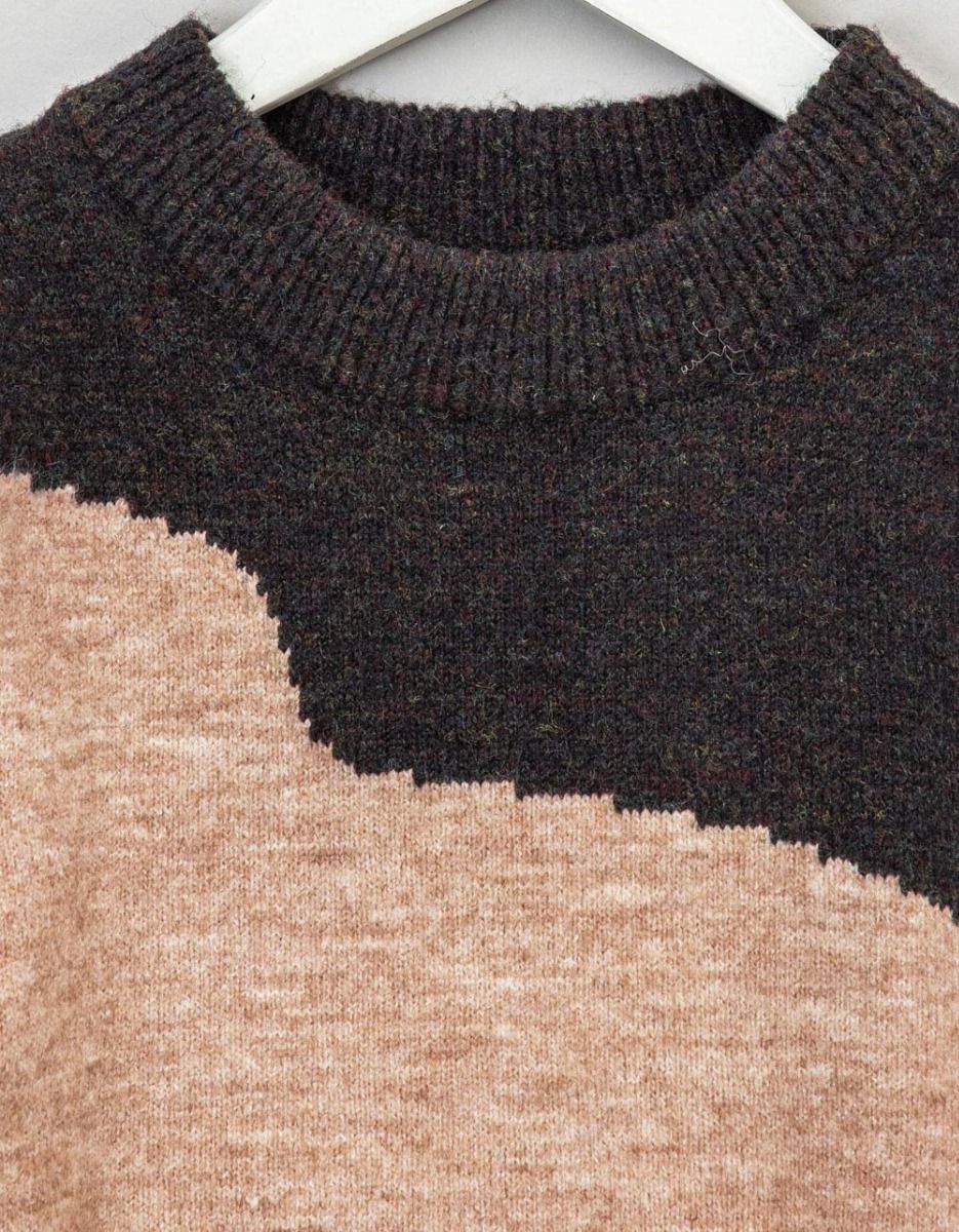 Yasmin Diagonal Sweater_5