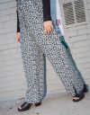 Pull-On Daisy Pants_prev_4
