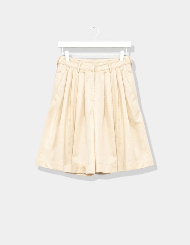 Biscotto Pleated Shorts