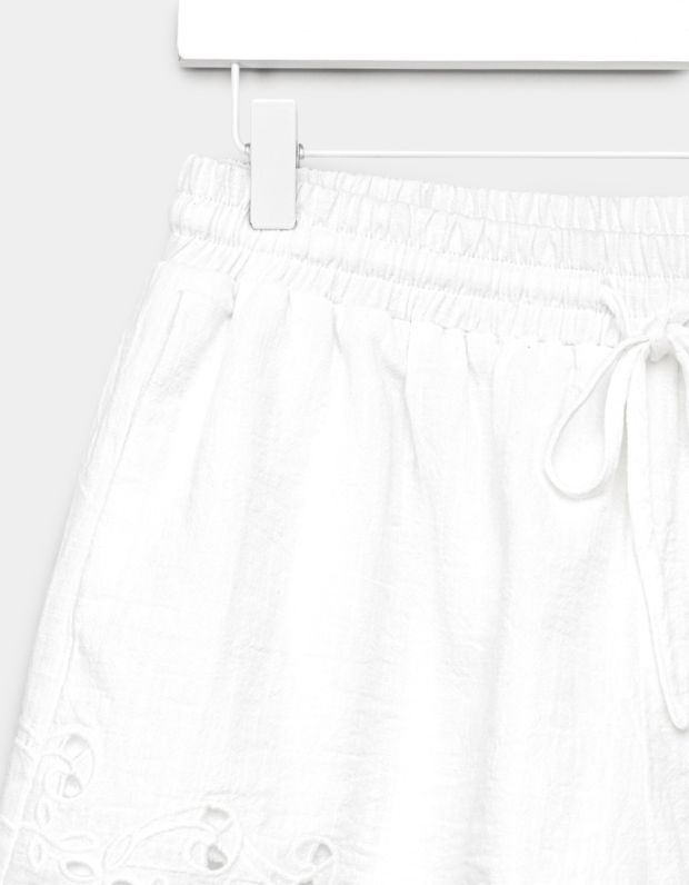Eyelet Shorties